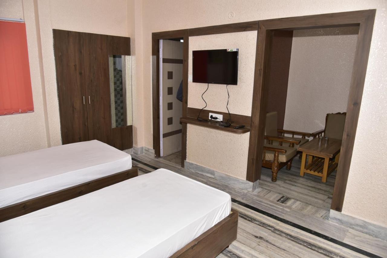 Hotel Royal Surya Gaya Exterior photo
