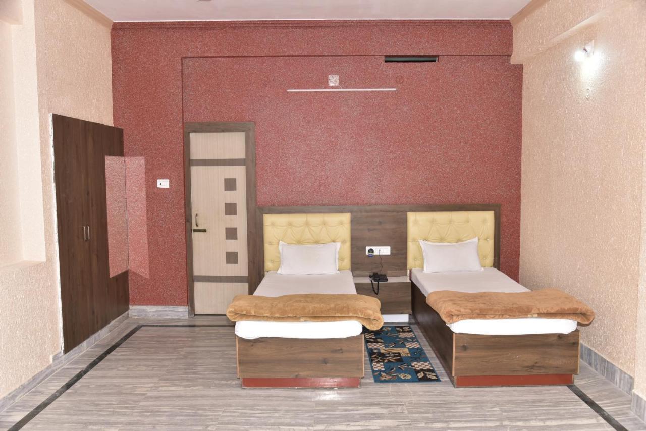 Hotel Royal Surya Gaya Exterior photo