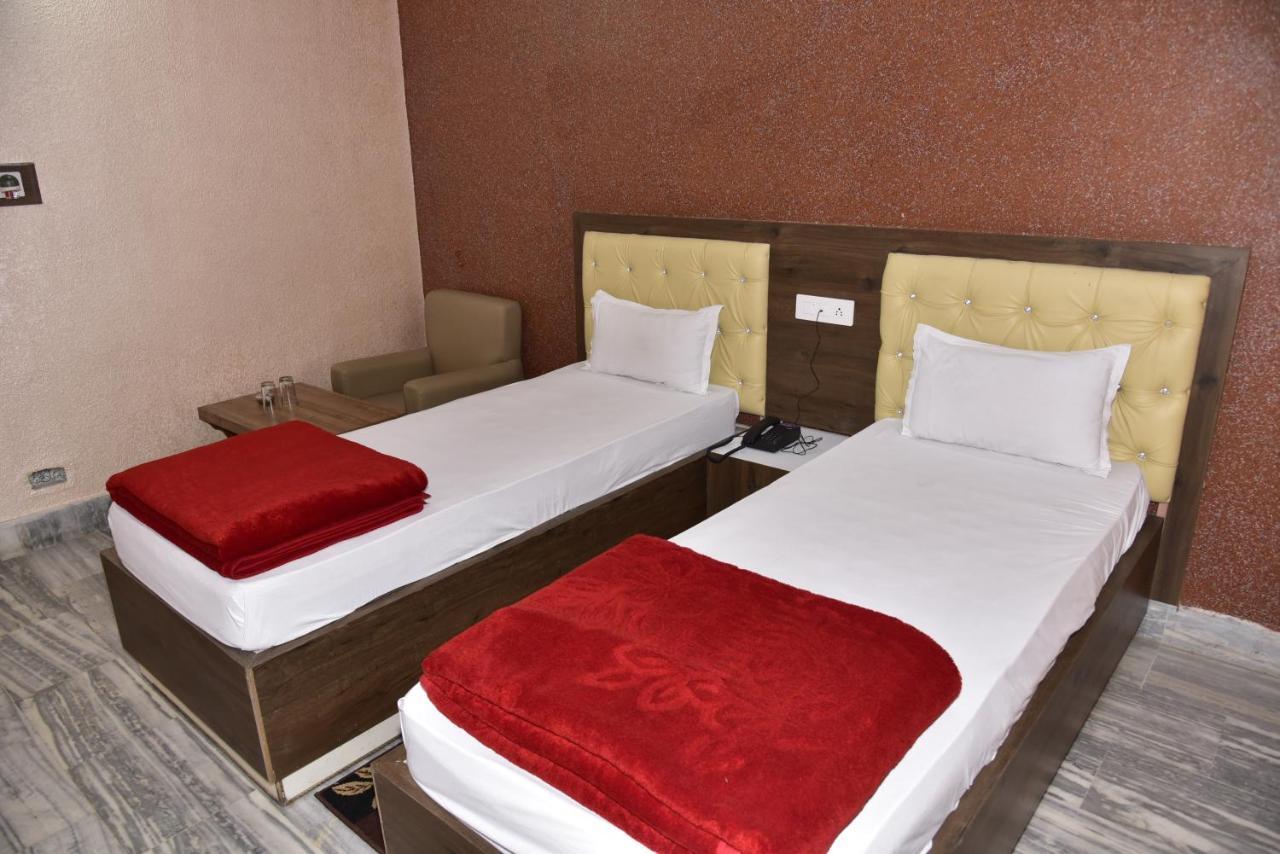 Hotel Royal Surya Gaya Exterior photo
